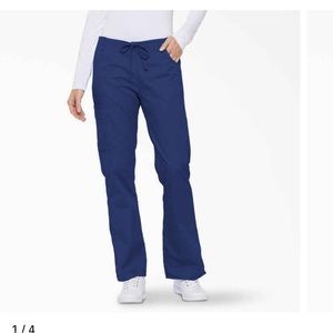 Dickies Cargo Scrub Pant in Royal Blue